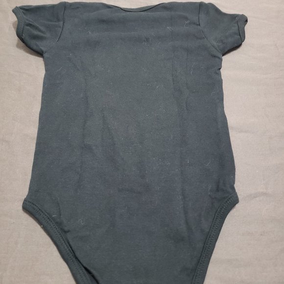 Rebel Apparel Novelty Diaper Shirt I Drink Till I Pass Out Size 12-18 Months - Picture 2 of 6